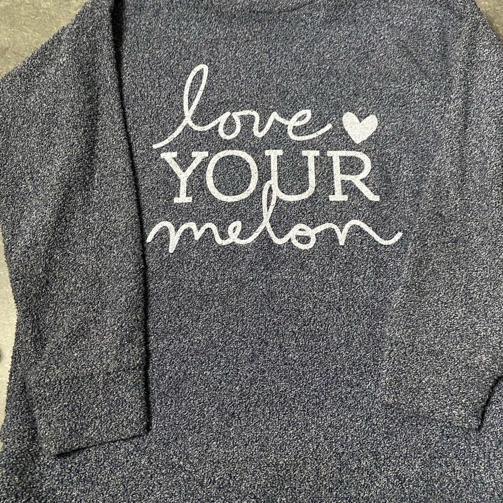 Woolly threads for Love your melon pullover size S